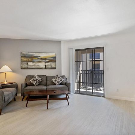 Newly Renovated 2Br Apartment W Pool By Stay Gia Phoenix Bagian luar foto