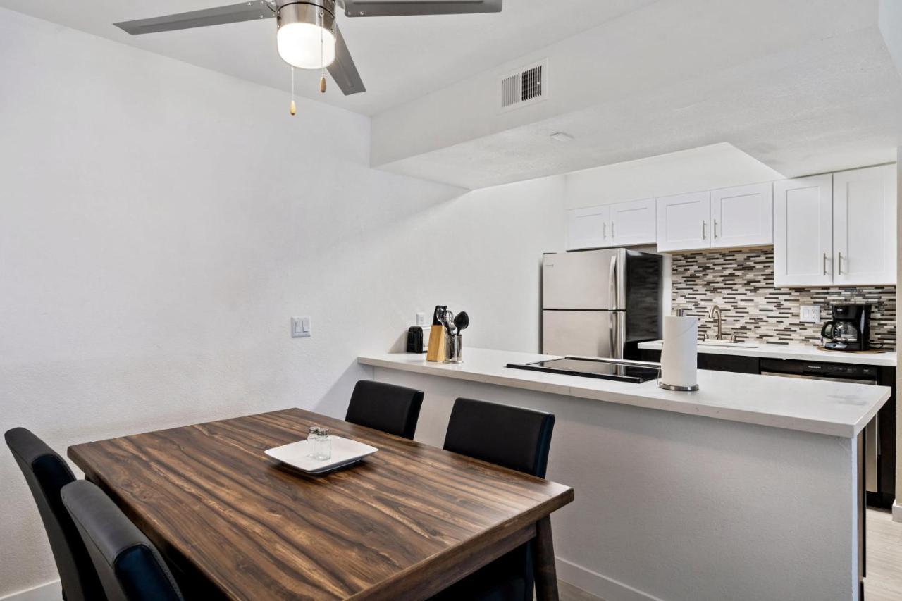 Newly Renovated 2Br Apartment W Pool By Stay Gia Phoenix Bagian luar foto